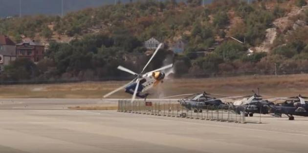 Ελικόπτερο Mi-8 συντρίβεται μπροστά στην κάμερα – Σκληρές εικόνες (βίντεο)
